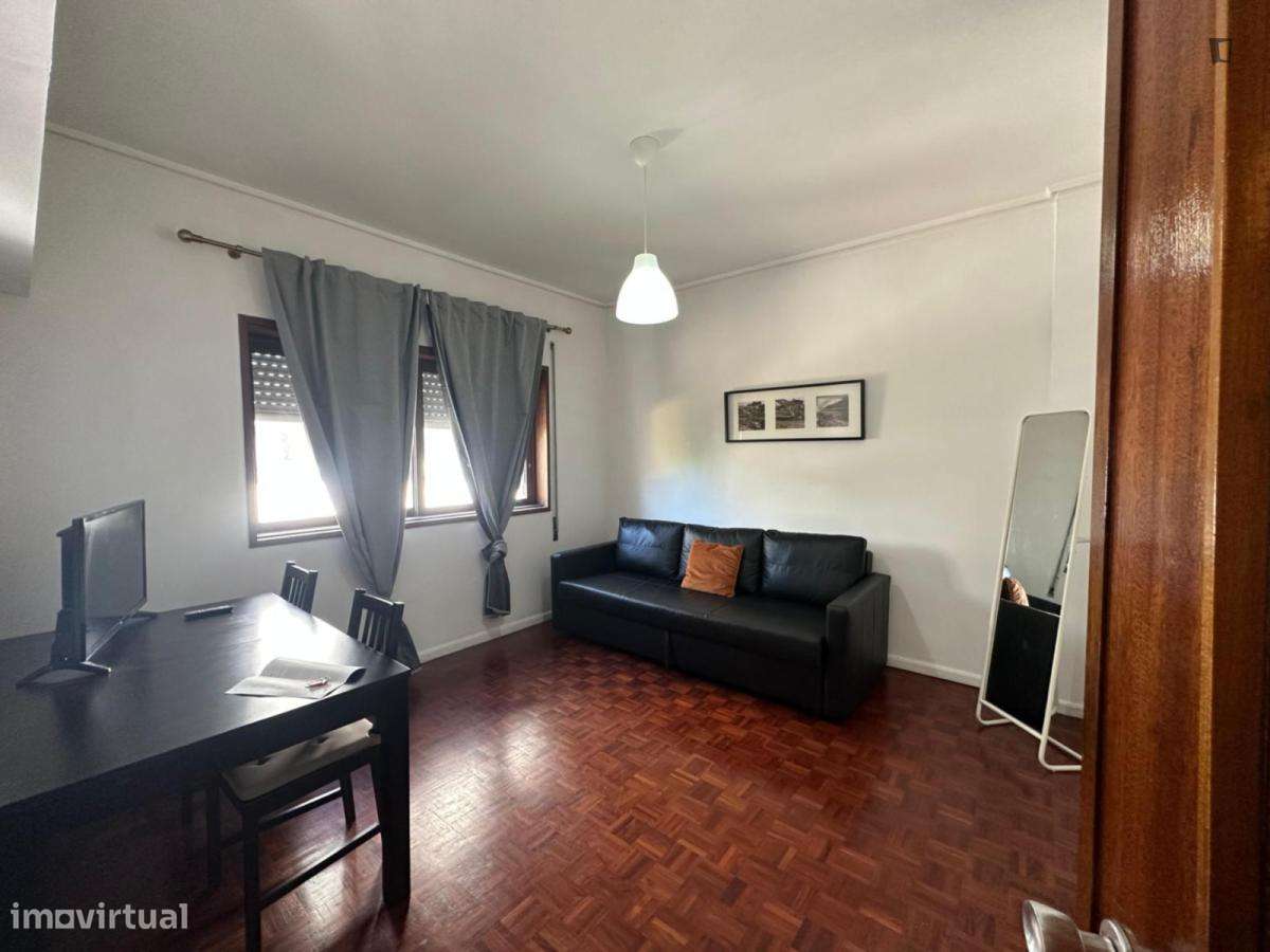 Apartamento com 2 quartos - localizado em Massarelos Porto - Grande imagem: 4/6