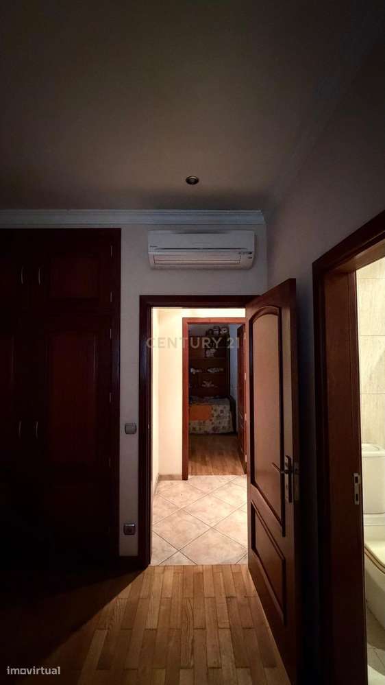 Moradia V4 Alpendorada, Várzea e Torrão – Marco de Canaveses-18