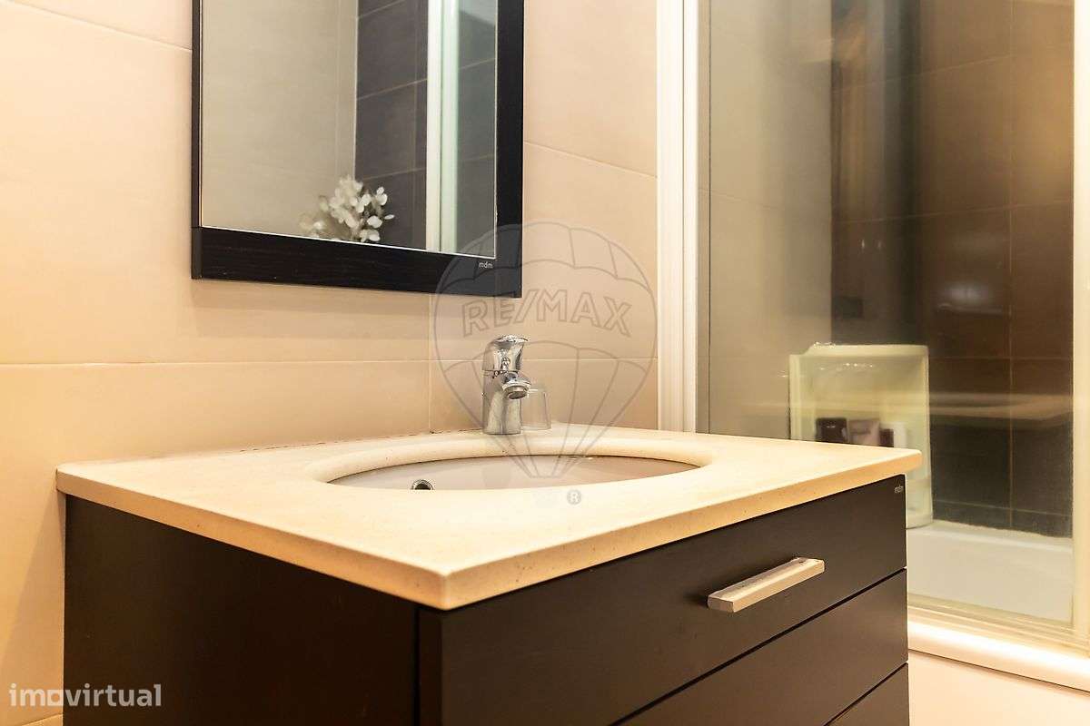 Moradia T4 à venda em Seixal-37