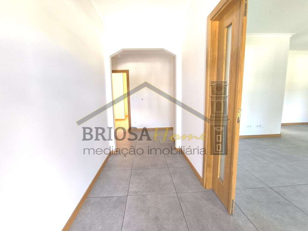 Moradia T3 em Vila Nova de Poiares-27