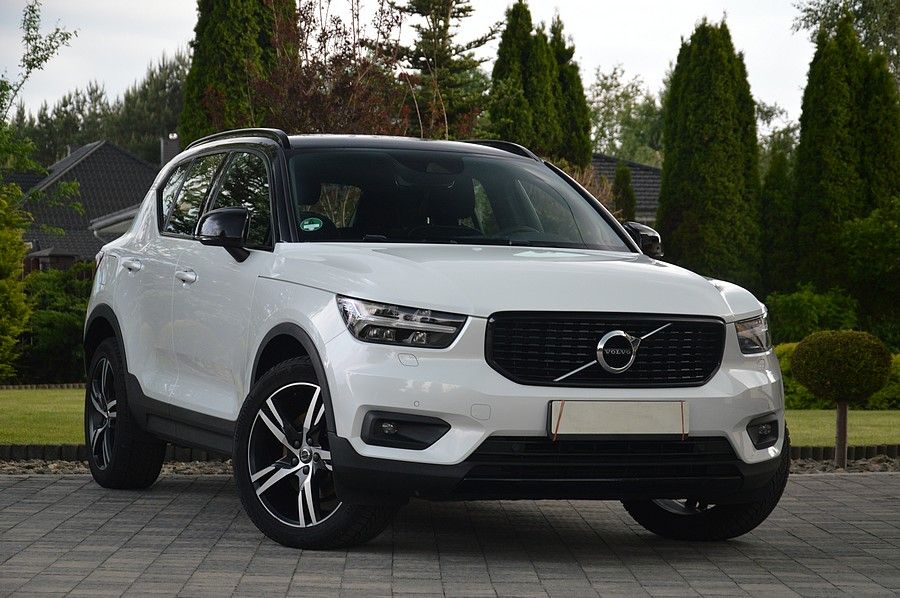 Volvo XC40 D4 AWD Geartronic R-Design 2019