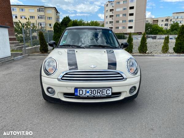 Mini Cooper One - 3