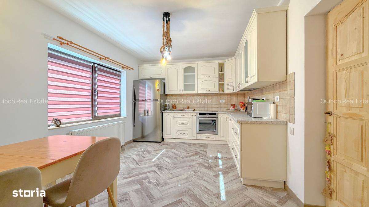 Casă spațioasă cu teren generos de 1200 mp Zonă de case noi-Tărlungeni-4