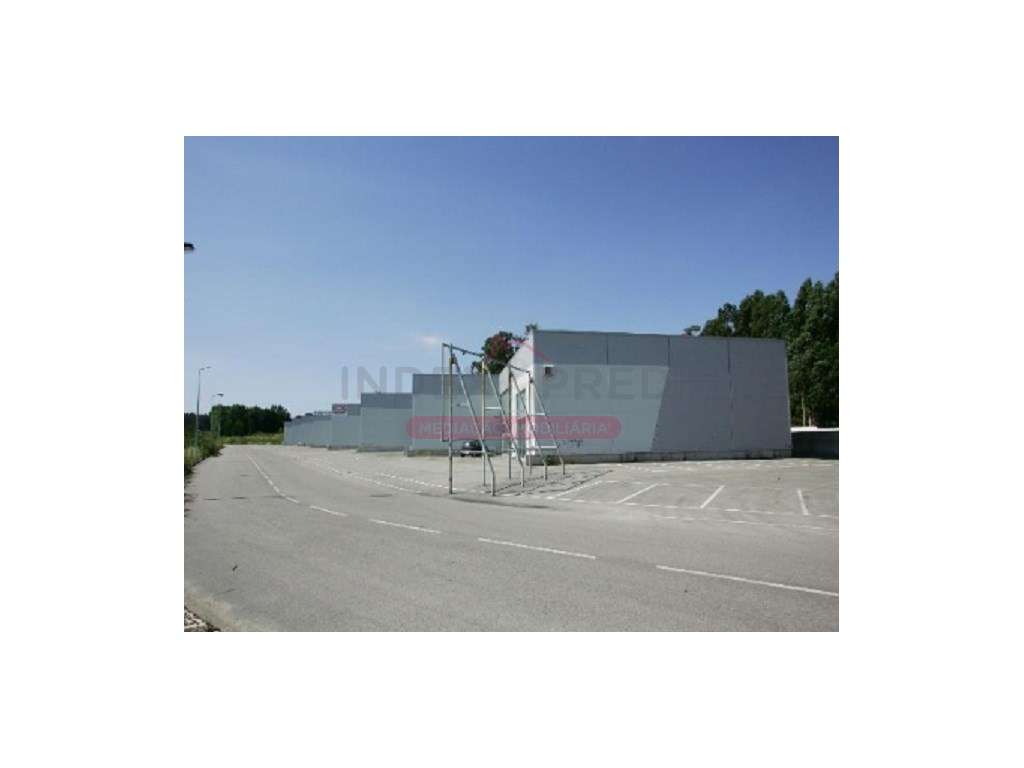 Armazém Zona Industrial - Barrô - Águeda - Grande imagem: 5/12