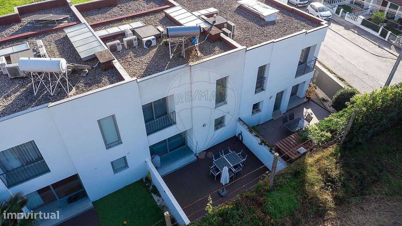 Moradia T4 para venda-24