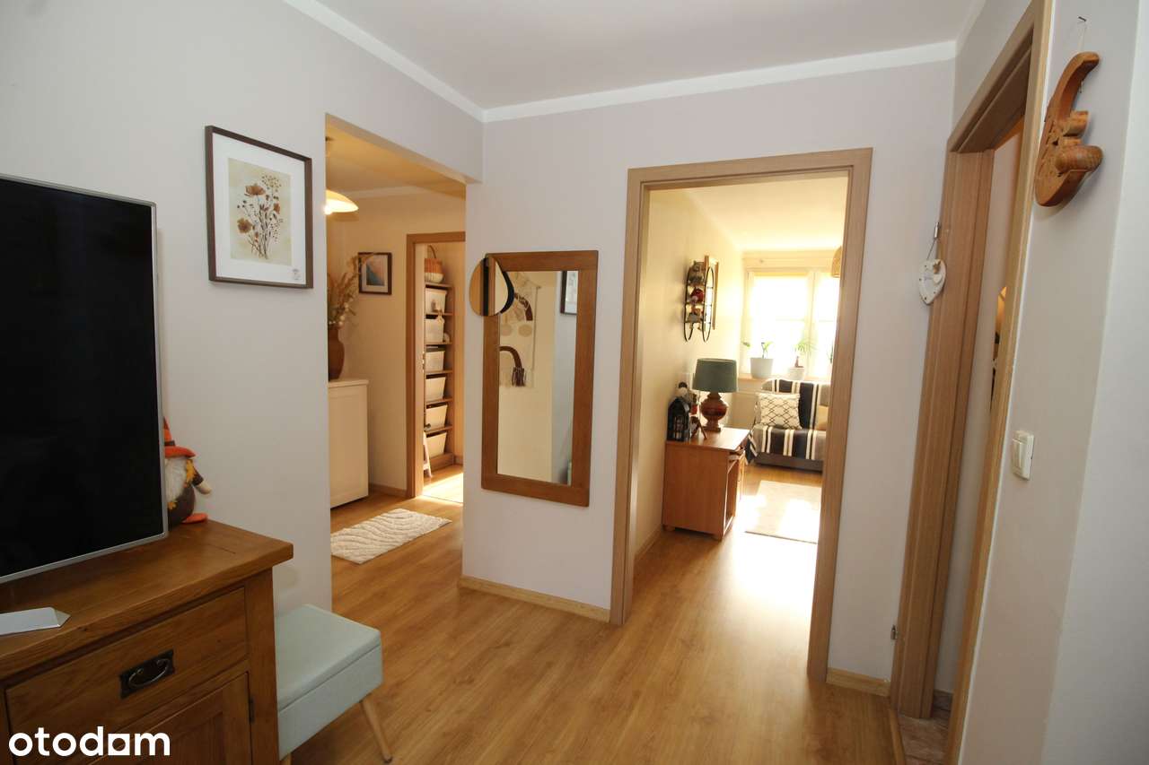 3 pokoje 46,5 m2 parter niski blok-11