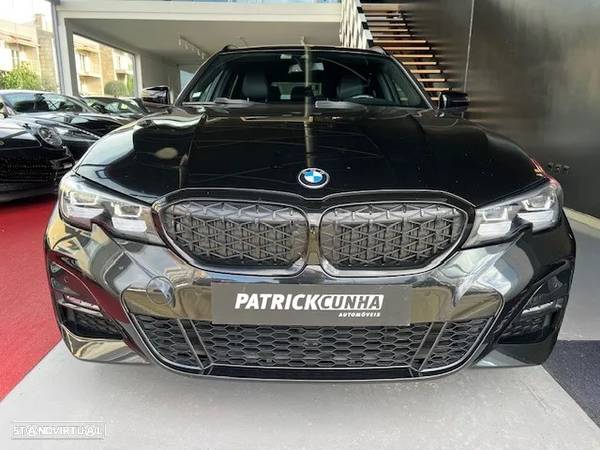 BMW 320 d Touring Pack M Auto - 2