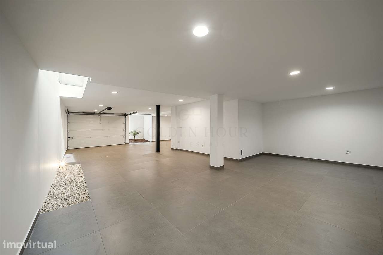 Moradia T4 de Luxo em Canidelo com Vista Mar | Golden Hour Real Estate-20