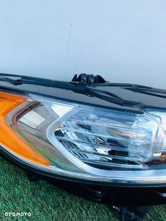 LAMPA PRAWA REFLEKTOR PRAWY FORD MONDEO MK5 V FUSION ZWYKŁA H7 USA AMERYKA - 5