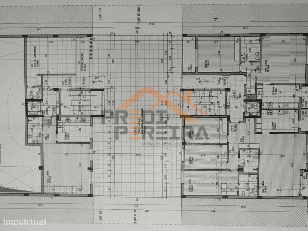 Terreno com projeto aprovado, 15 fracções, na Urb. Moinho do Guizo,... - Grande imagem: 3/12