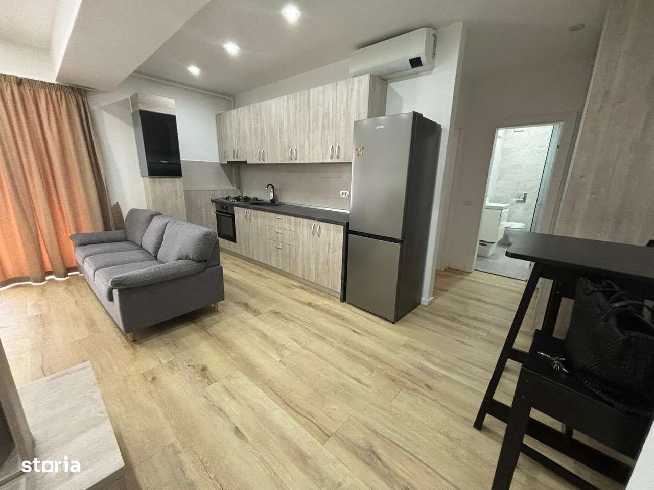 Vanzare apartaent 2 camere, bloc nou , loc de parcare, Albert Ploiesti-10