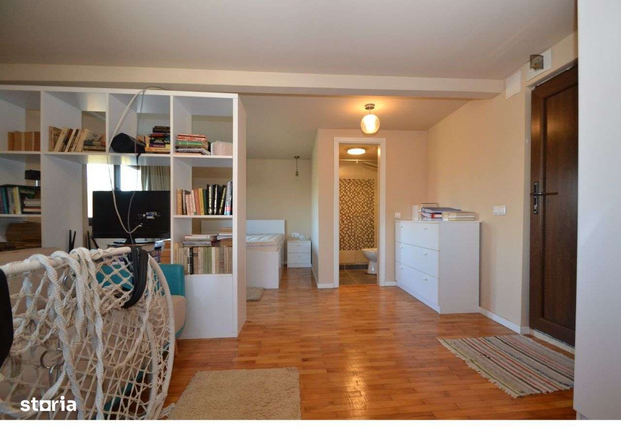 Casa cu teren de 5165 mp in Becicherecu Mic, la artera principala-18