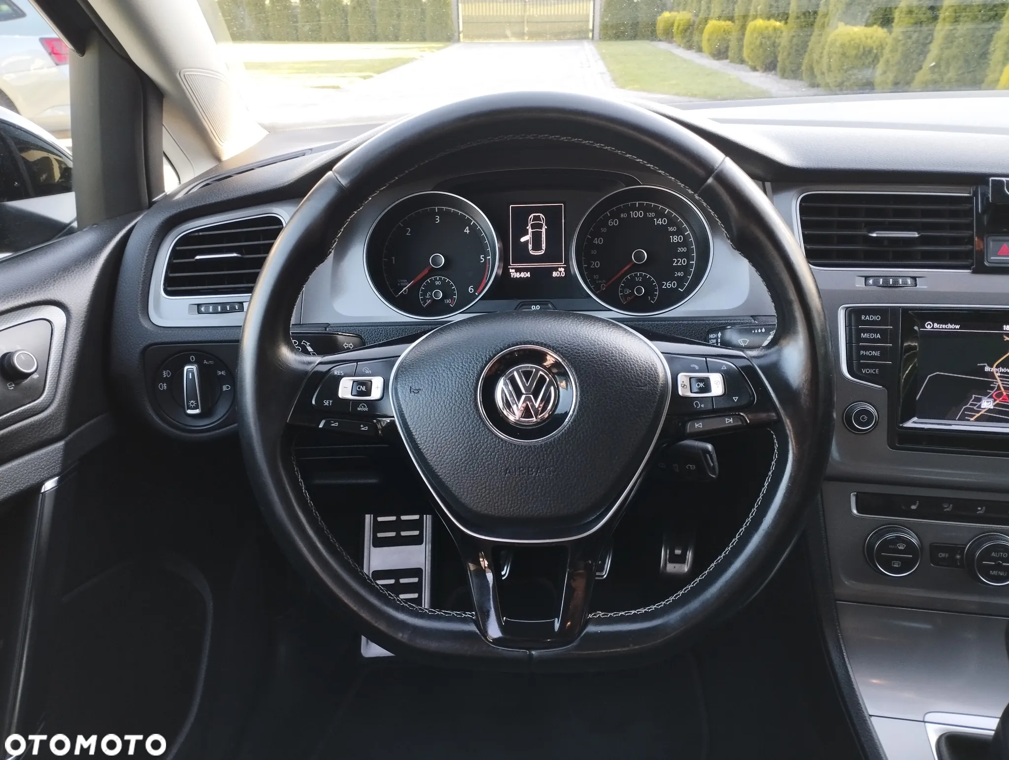 Volkswagen Golf 1.6 TDI BlueMotion Technology Lounge - 22