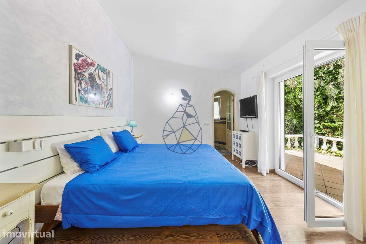 Moradia T3 com Piscina e Jardim + Anexo Urbanização Serra e Mar - Port-26