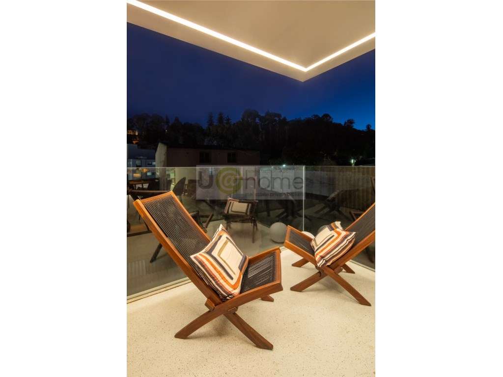 Estúdio em condomínio com piscina na avenida da Liberdade-28