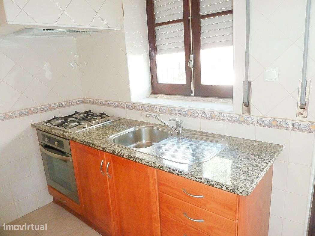 Apartamento T2 em Coimbra (Santa Clara) - Grande imagem: 2/7