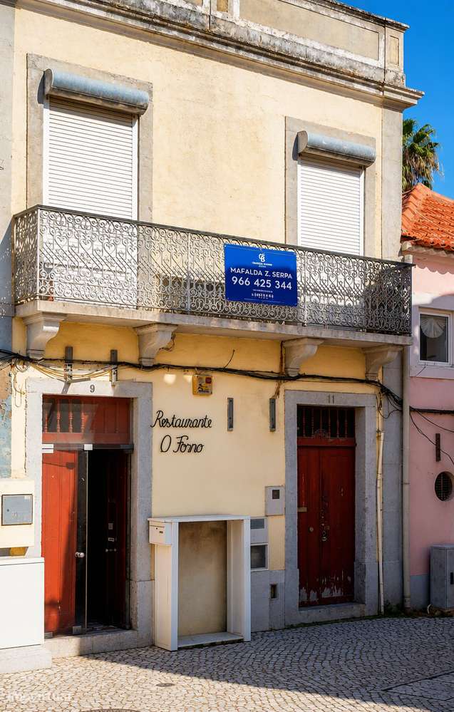 Prédio para recuperação na Zona histórica do Seixal, junto à zona ribe-6