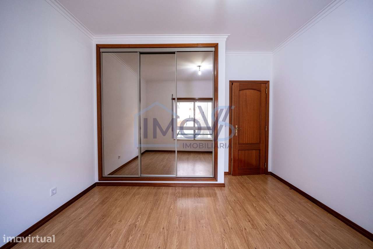 Apartamento T3 completamente renovado no centro de  Ferreira do Zêzere-18