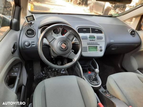 Dezmembrez Seat Toledo - 5