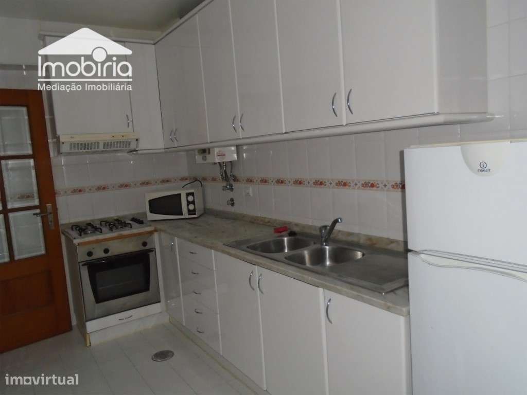 Apartamento T1 Arrendamento Aveiro > Glória e Vera Cruz - Grande imagem: 3/7