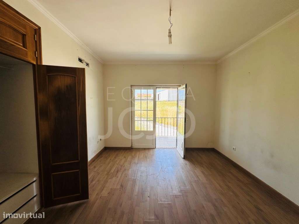 Moradia T5 com Garagem e Terreno Amplo - Quinta do Pinheirinho, San...-10