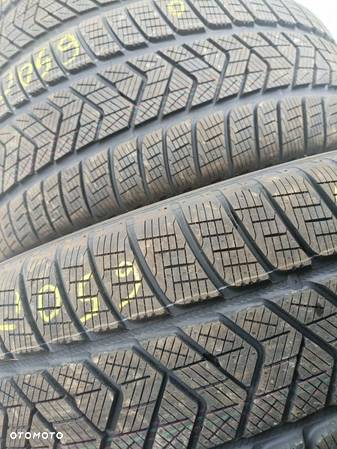 Nowe opony zimowe 255/55/19 Pirelli - 1