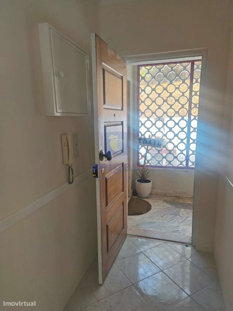 Apartamento T1 à venda no Magoito em São João das Lampas, junto ao mar-22