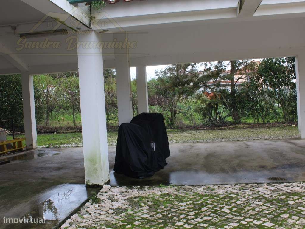 Apartamento T2 com garagem a 10min da praia-39