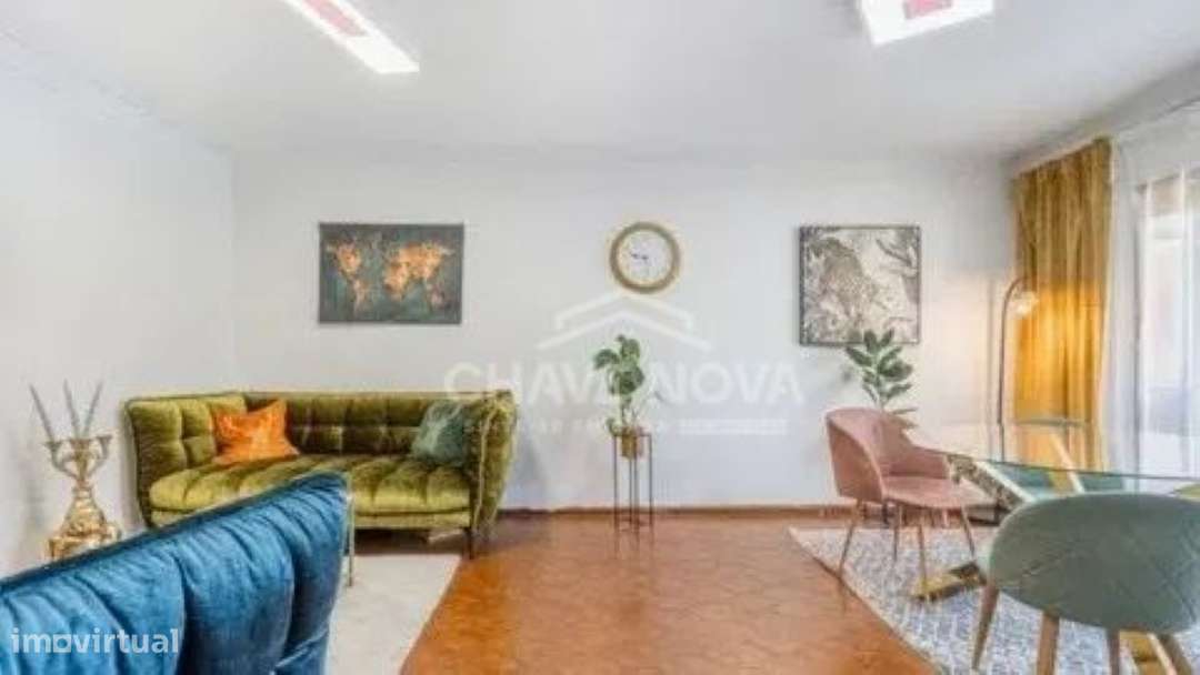 Apartamento T2 em Gondomar com Garagem e Varanda - Grande imagem: 2/16