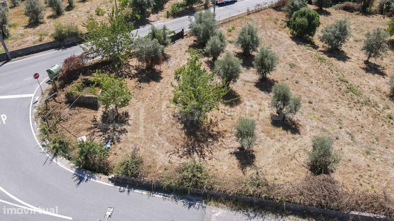 Terreno p/ construção em Fragosela - Grande imagem: 5/12