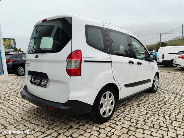 Ford Tourneo Courier 1.5 TDCi Ambiente - 8