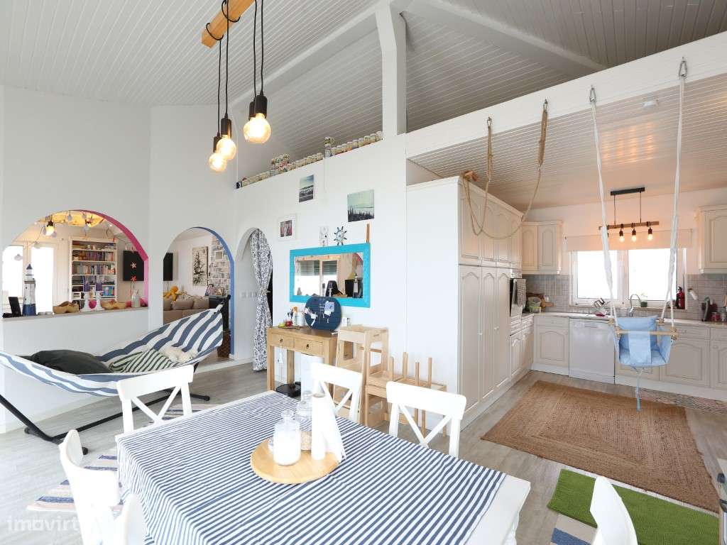 Moradia isolada V2+2 com vista mar na Praia da Légua - Grande imagem: 3/37