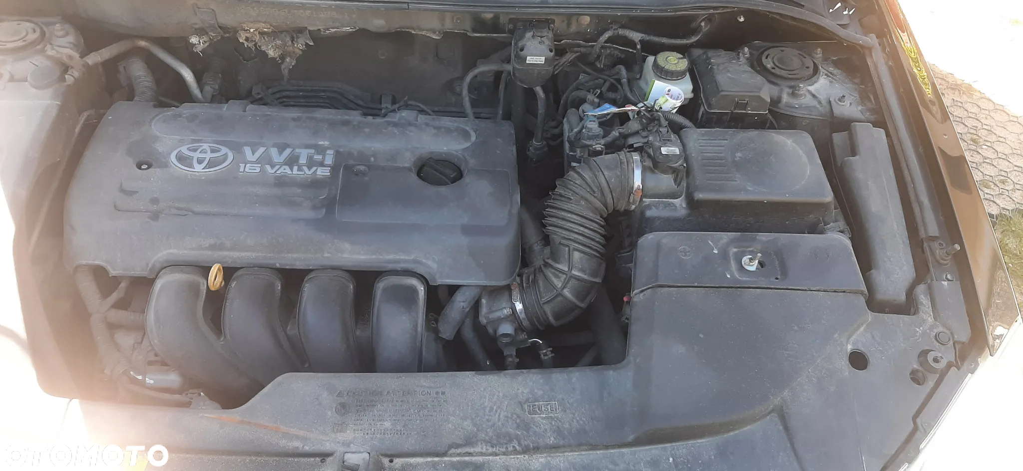 Toyota Avensis 1.8 VVT-i - 11