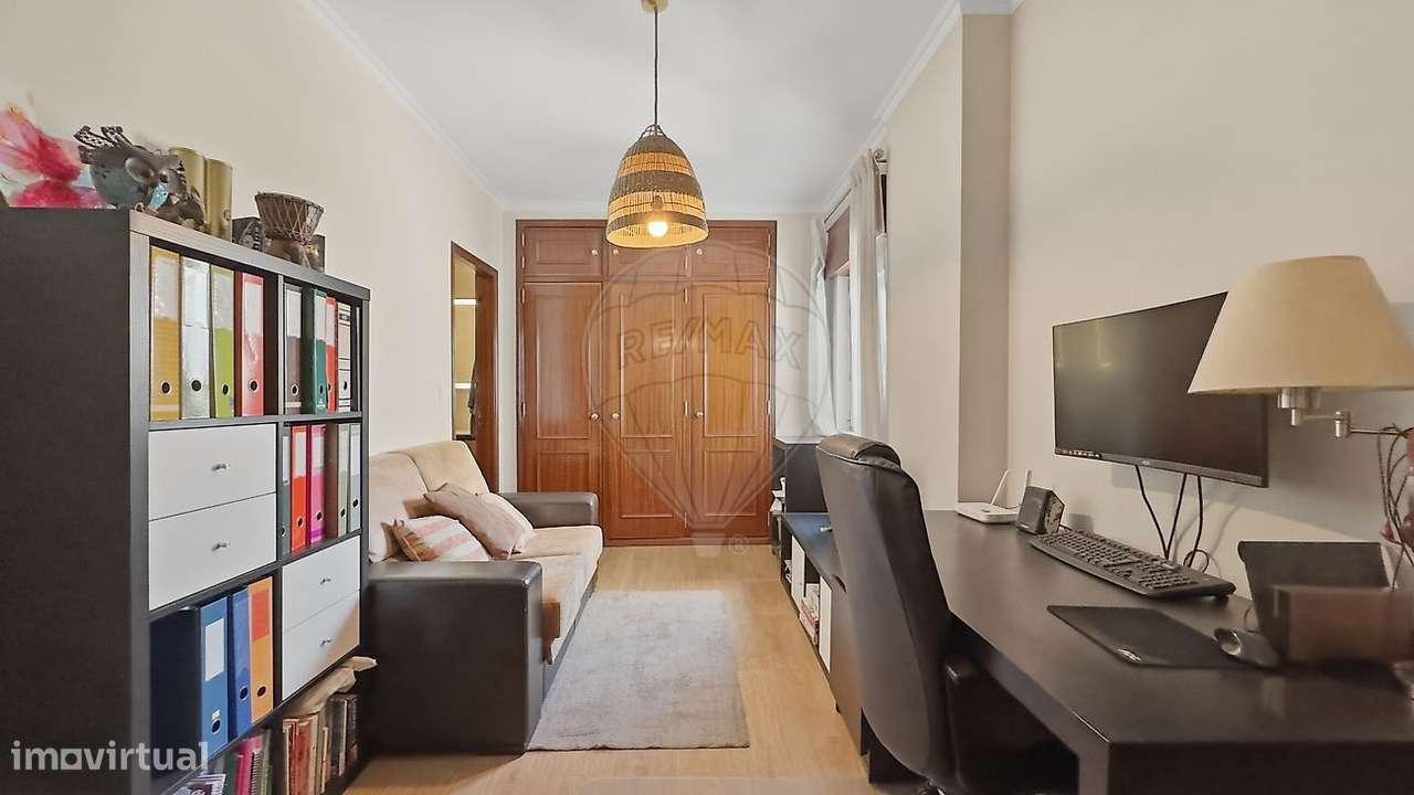 Apartamento T3 à venda em Sintra-19