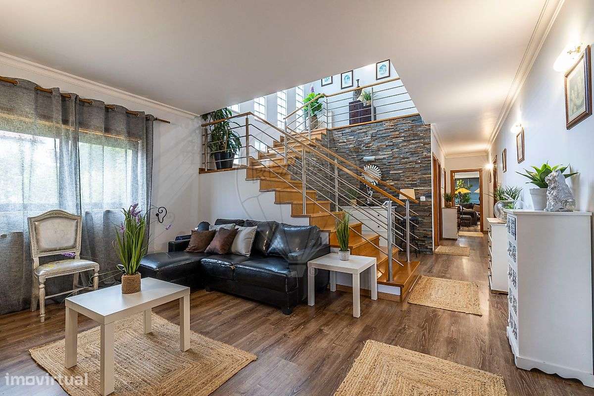 Moradia T8 para venda - Grande imagem: 3/32