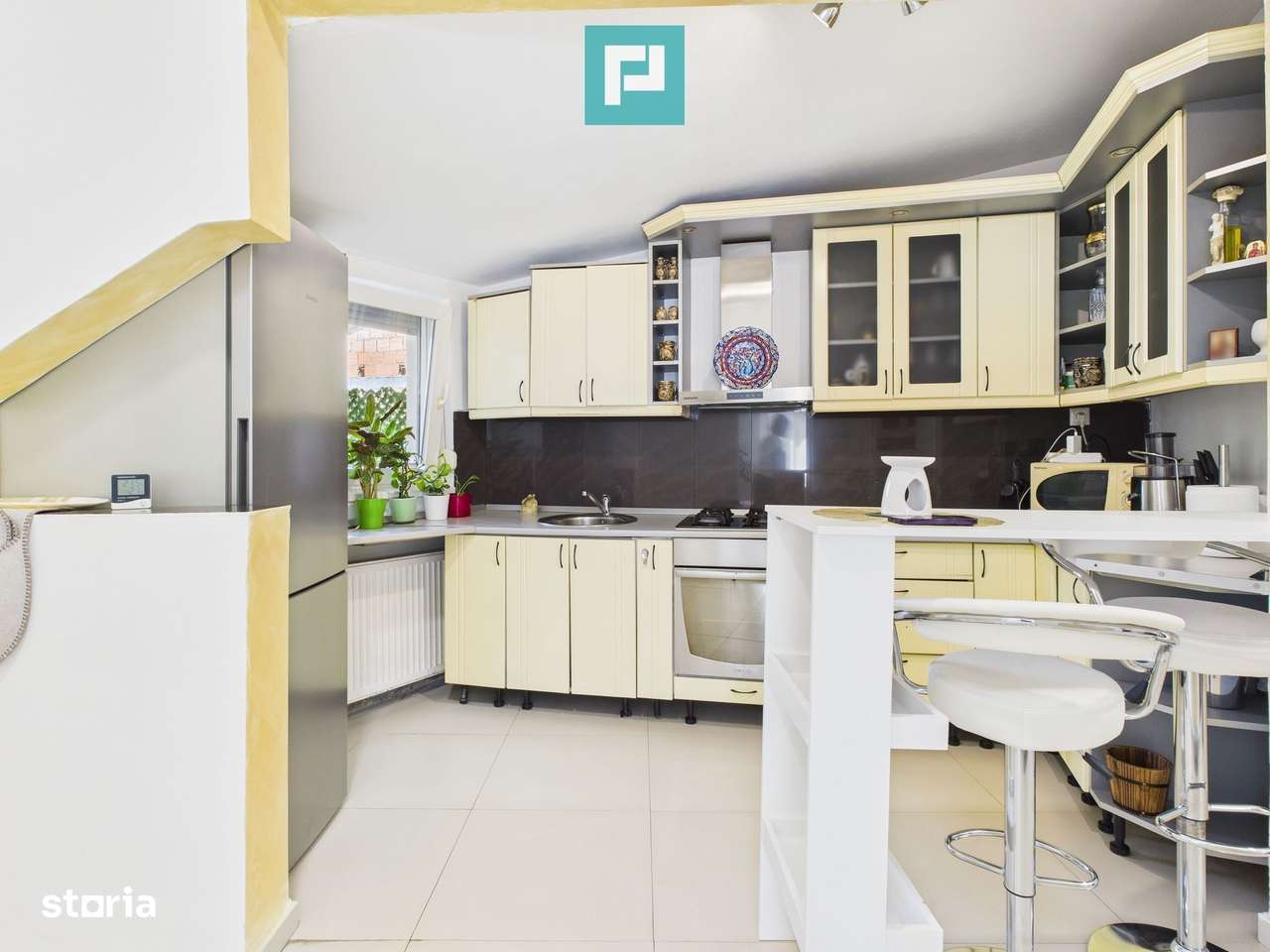 Apartament cu 2 camere și terasă generoasă-1