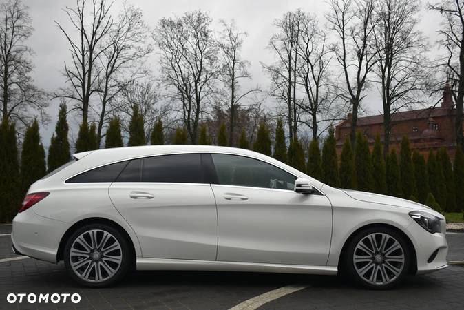 Mercedes-Benz CLA Shooting Brake 200 7G-DCT - 4