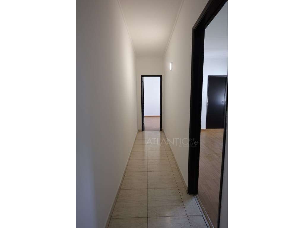 Apartamento T2 Rio do Mouro-3