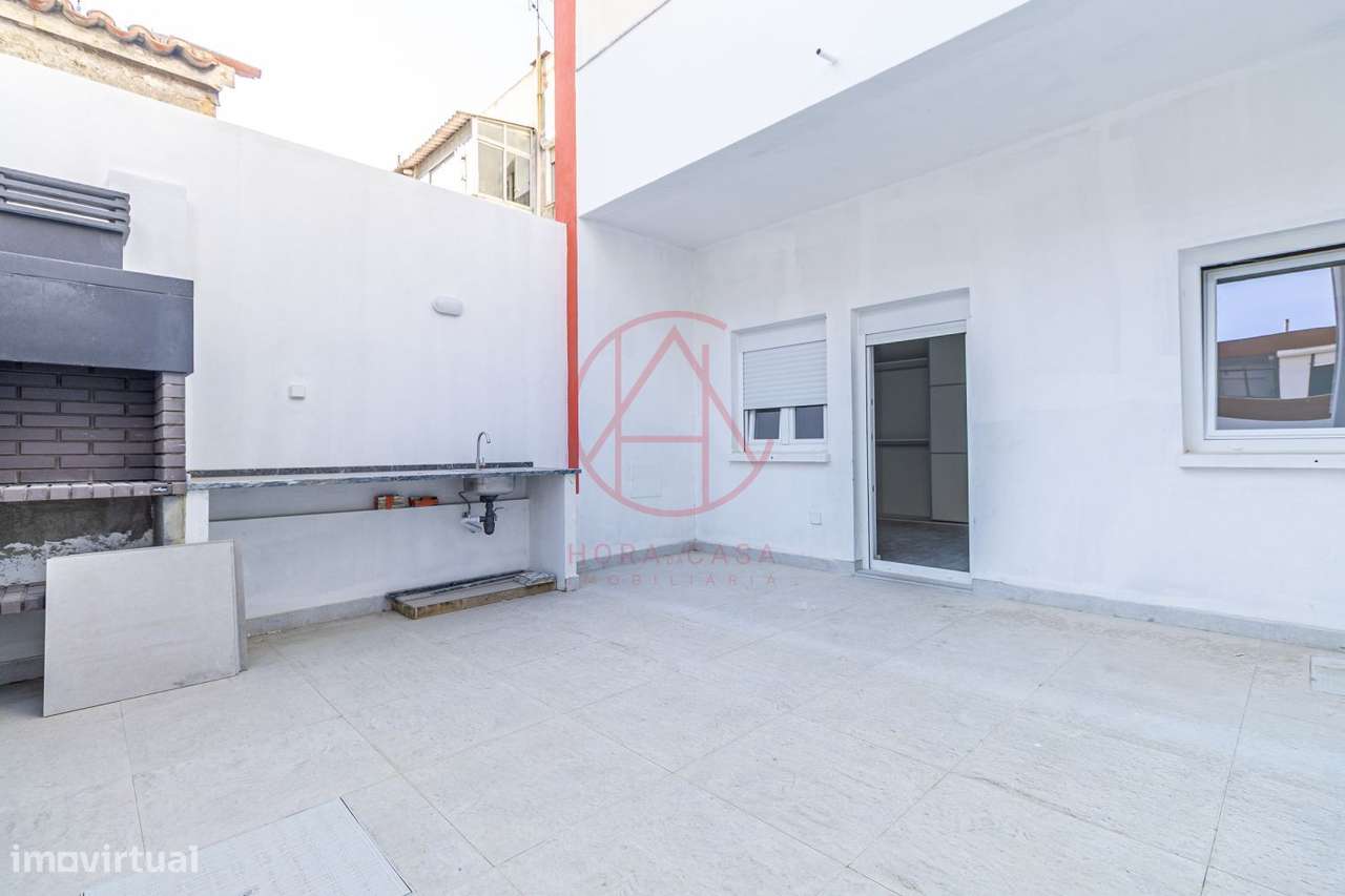 T1 com terraço Barreiro-18