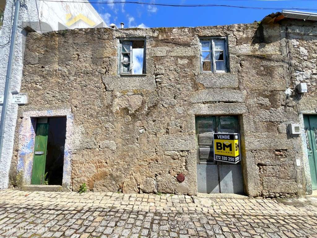 Casa tradicional para recuperar em Tinalhas - Castelo Branco - Grande imagem: 3/13