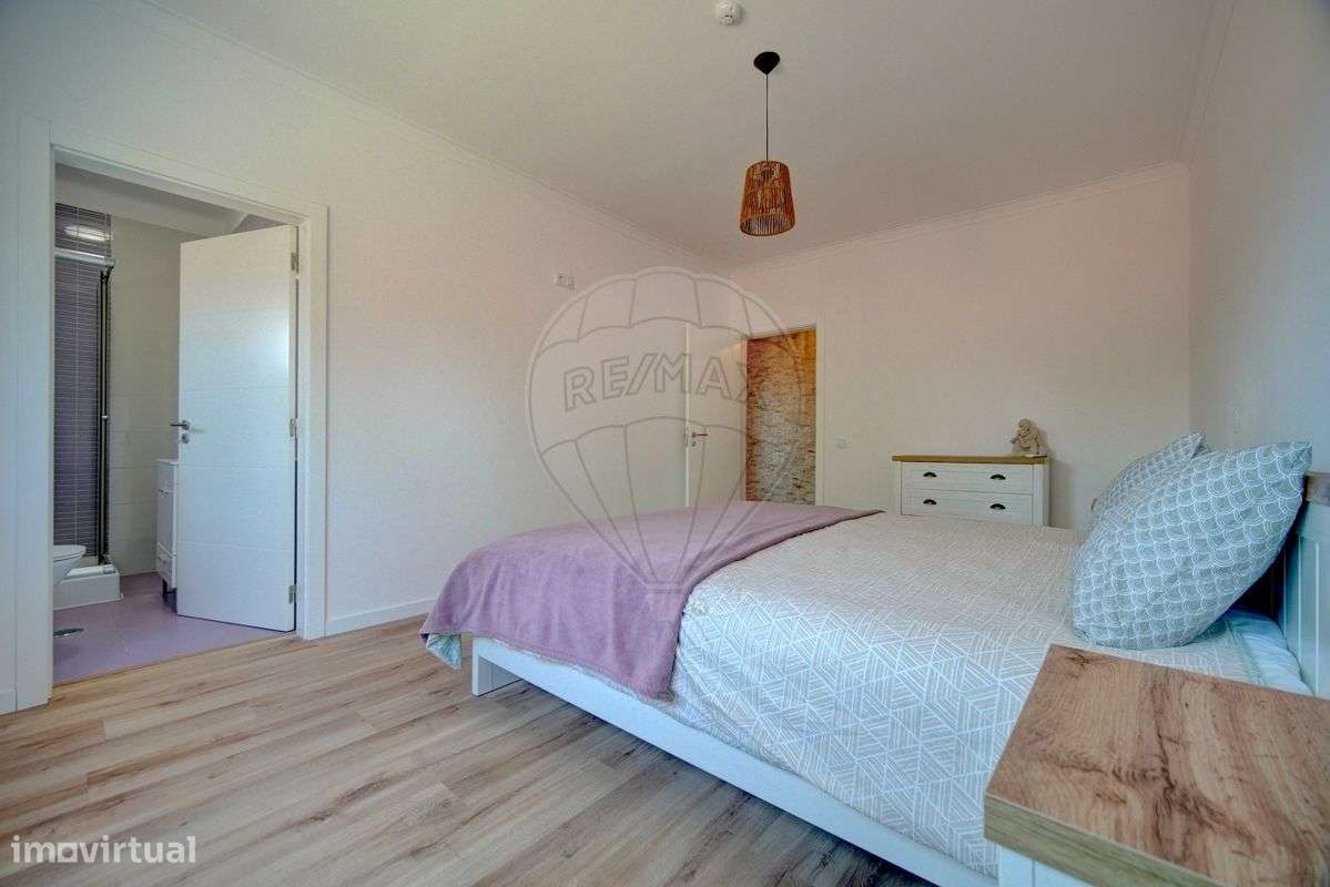 Moradia T6 para venda-25