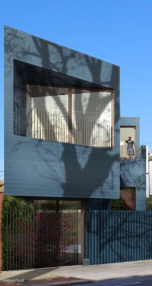 Moradia T4 com Projeto Aprovado Foz-7