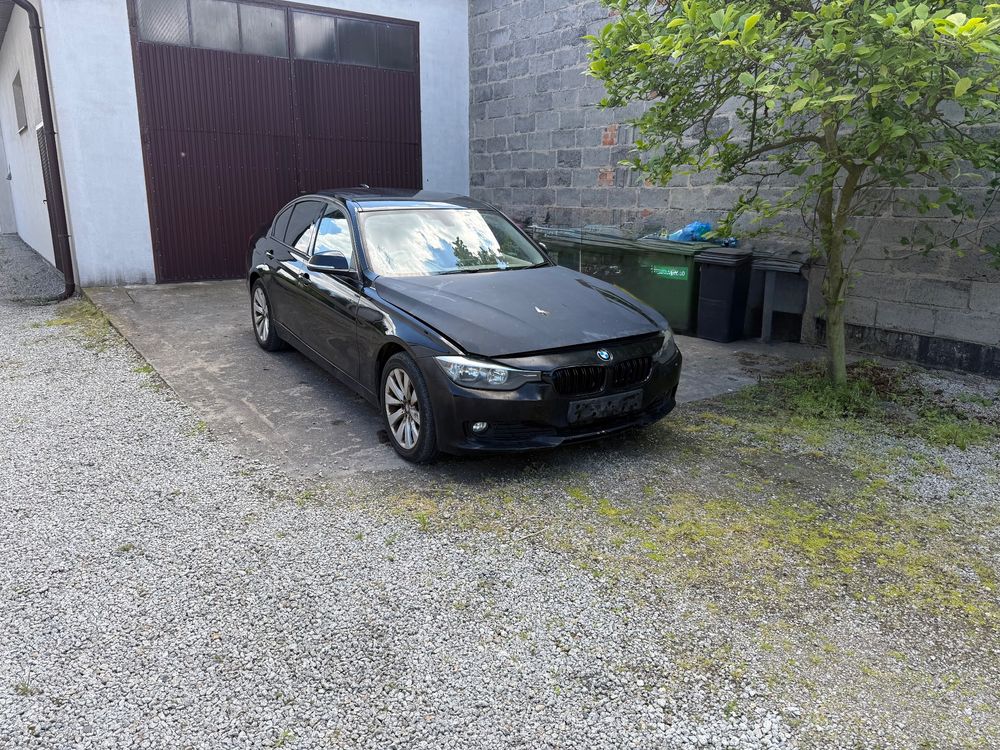 BMW 3 Series F30/F31 320i 2012