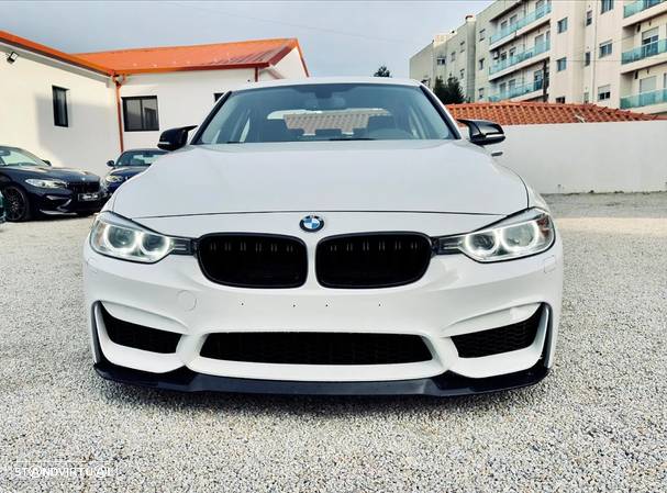 BMW 328 i Pack M - 9