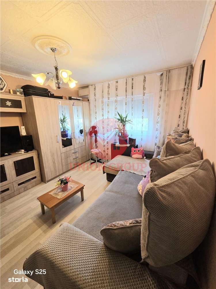 Apartament 2 camere semidecomandat, Poarta 6, renovat - Imagine principală: 3/17