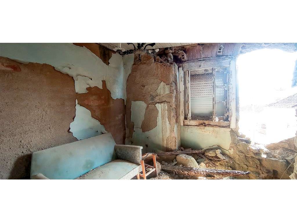 Moradia T3+1 situada em Vale Benfeito, perto da Merceana, concelho ...-18