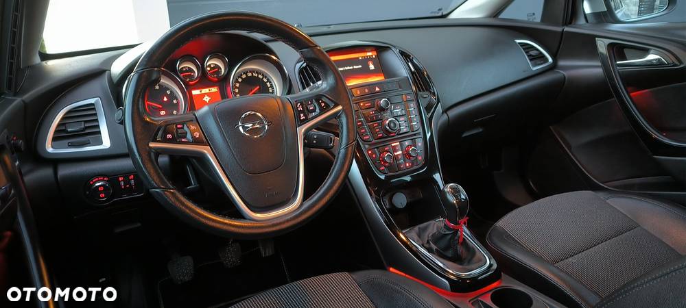 Opel Astra 1.6 CDTI DPF ecoFLEX Start/Stop Exklusiv - 32