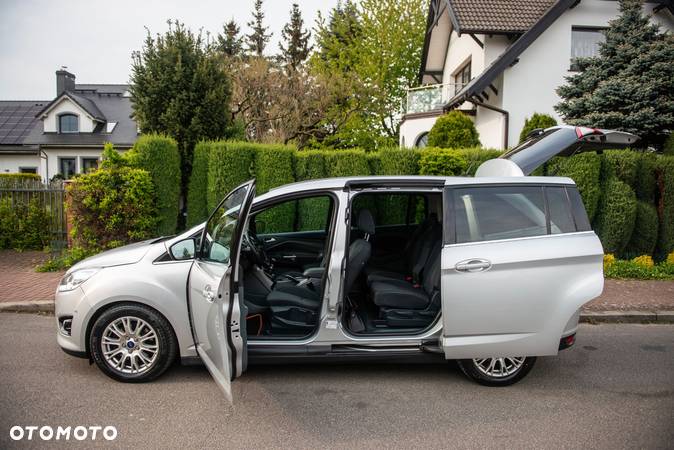 Ford Grand C-MAX - 9