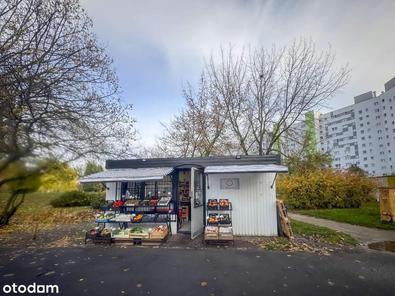 Na sprzedaż za odstępne – pawilon handlowy 24 m² sklep  spożywczy-1