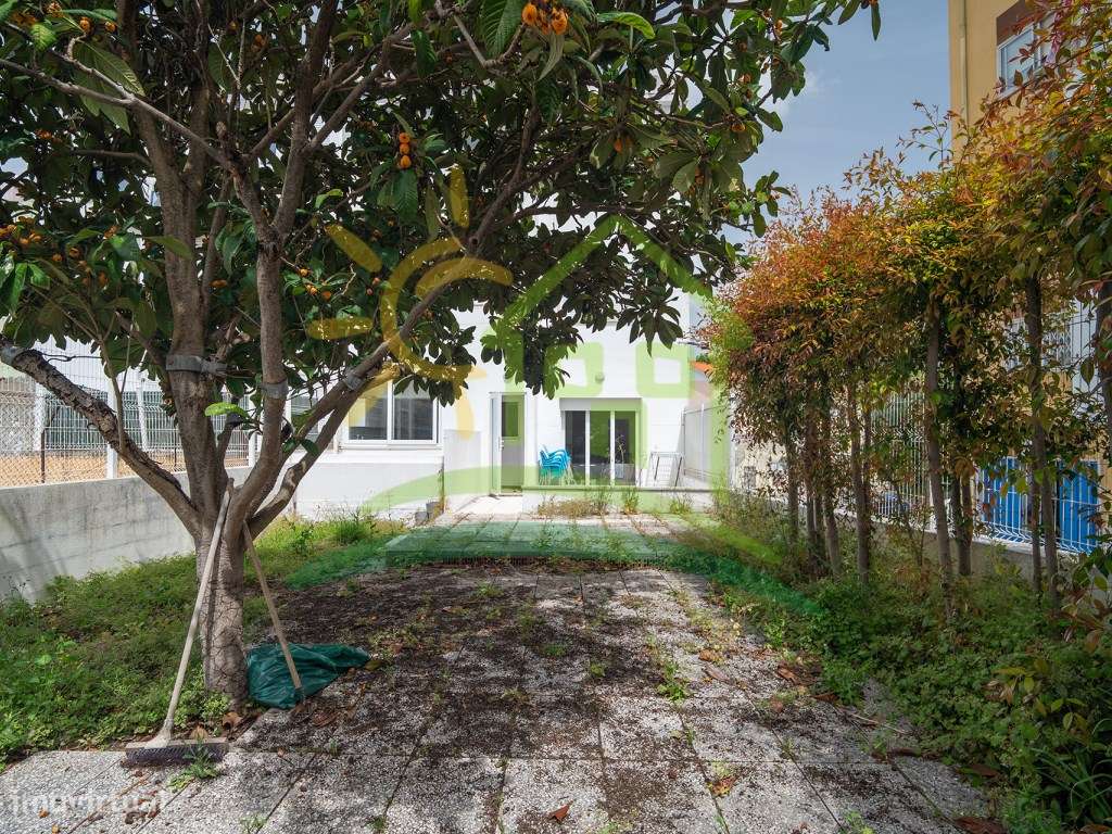 Apartamento T1 Tot. Remodelado Olival Basto Terraço 80m2-22